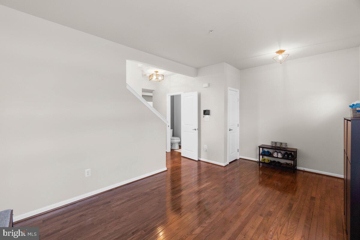 5636 Country Farm Road White Marsh, MD 21162 - Photo 19 of 47 Gallery Image 19