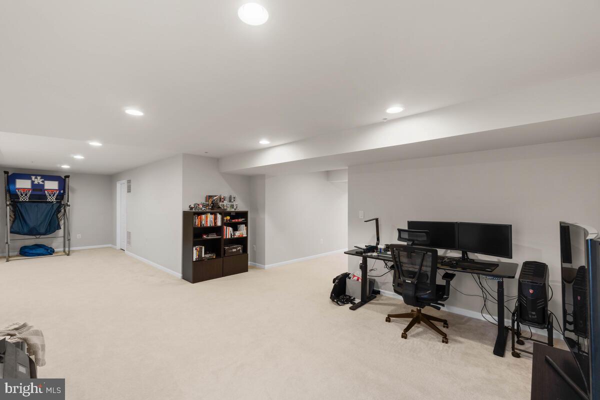 5636 Country Farm Road White Marsh, MD 21162 - Photo 37 of 47 Gallery Image 37