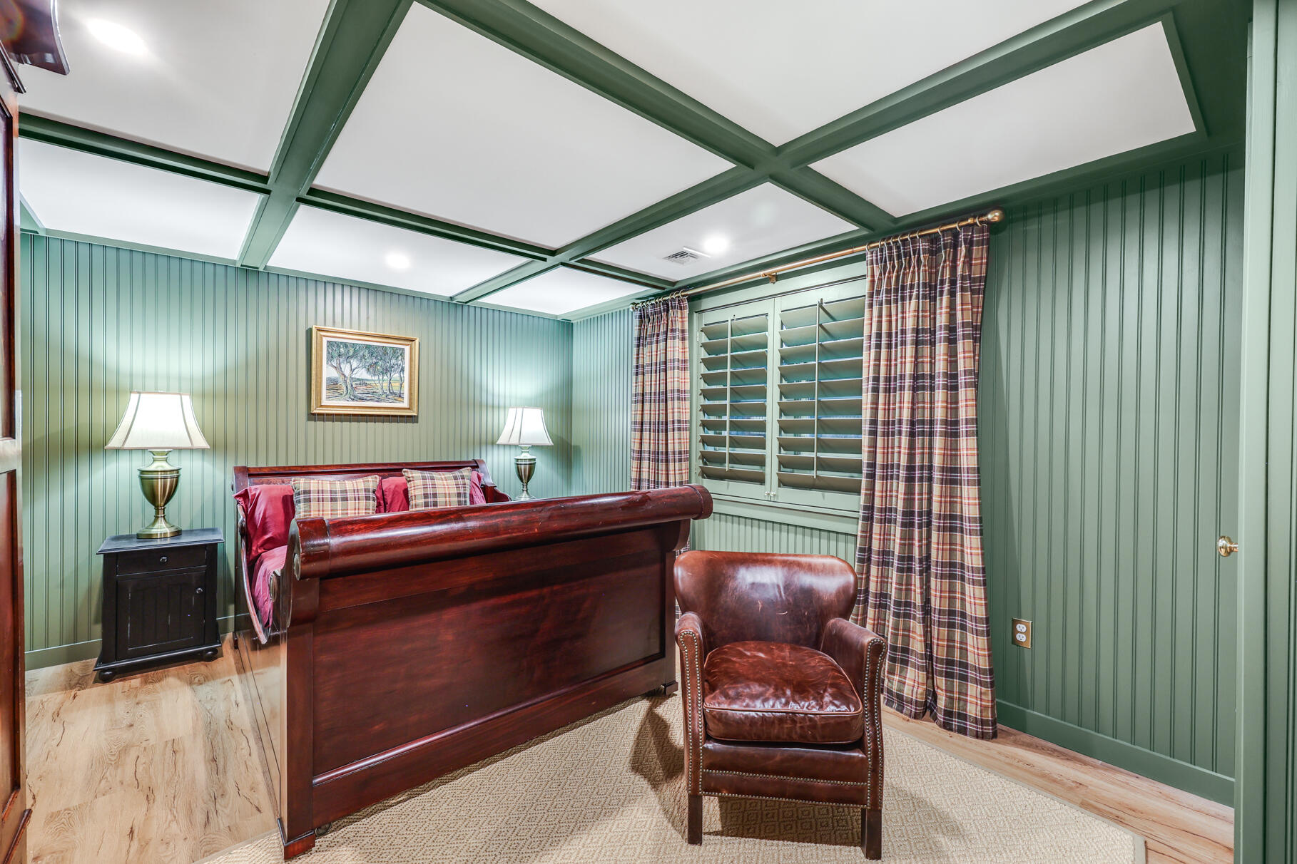 12 Somerset Road Provincetown, MA 02657 - Photo 26 of 38 .