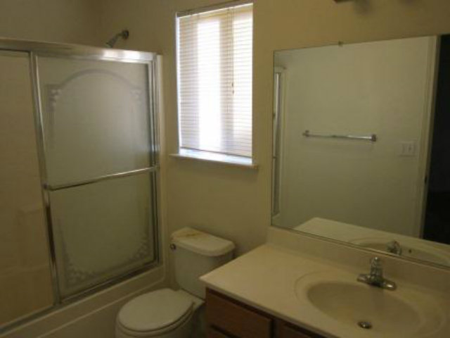 1735 Graf Road Hollister, CA 95023 - Photo 5 of 12 Gallery Image 5