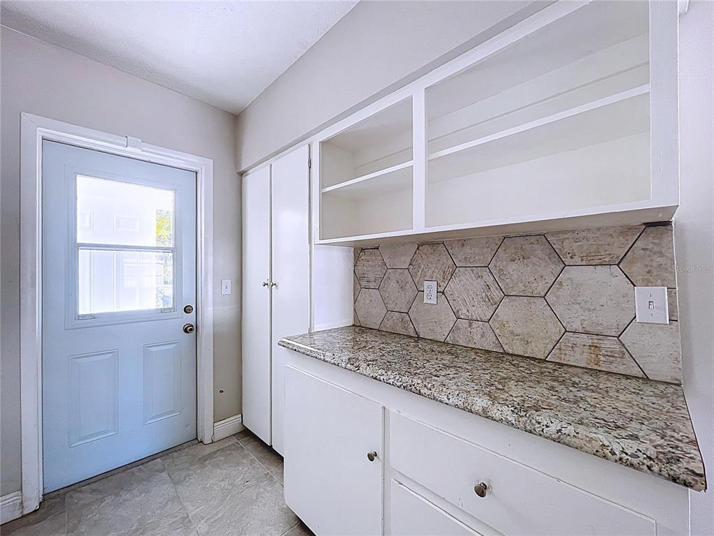 501 Spring Avenue Anna Maria, FL 34216 - Photo 15 of 49 a view of utility room