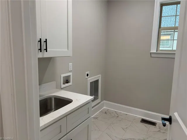 $1,150,000 | 5477 Meadowlark Court, Winston-Salem, NC 27106