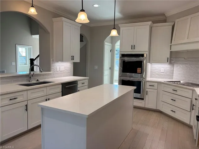 $1,150,000 | 5477 Meadowlark Court, Winston-Salem, NC 27106