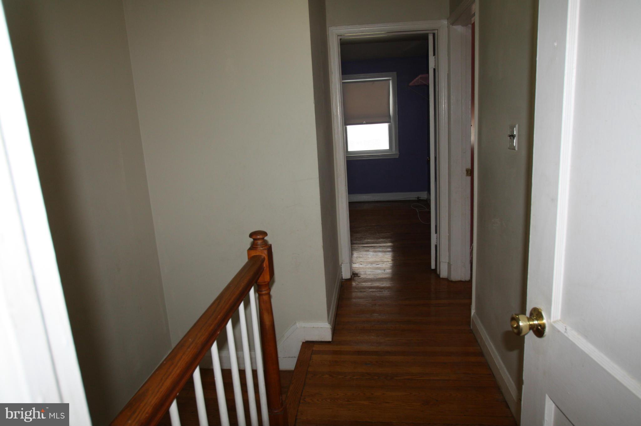 1801 Trenleigh Road Baltimore, MD 21234 - Photo 12 of 30 Second floor hallway
