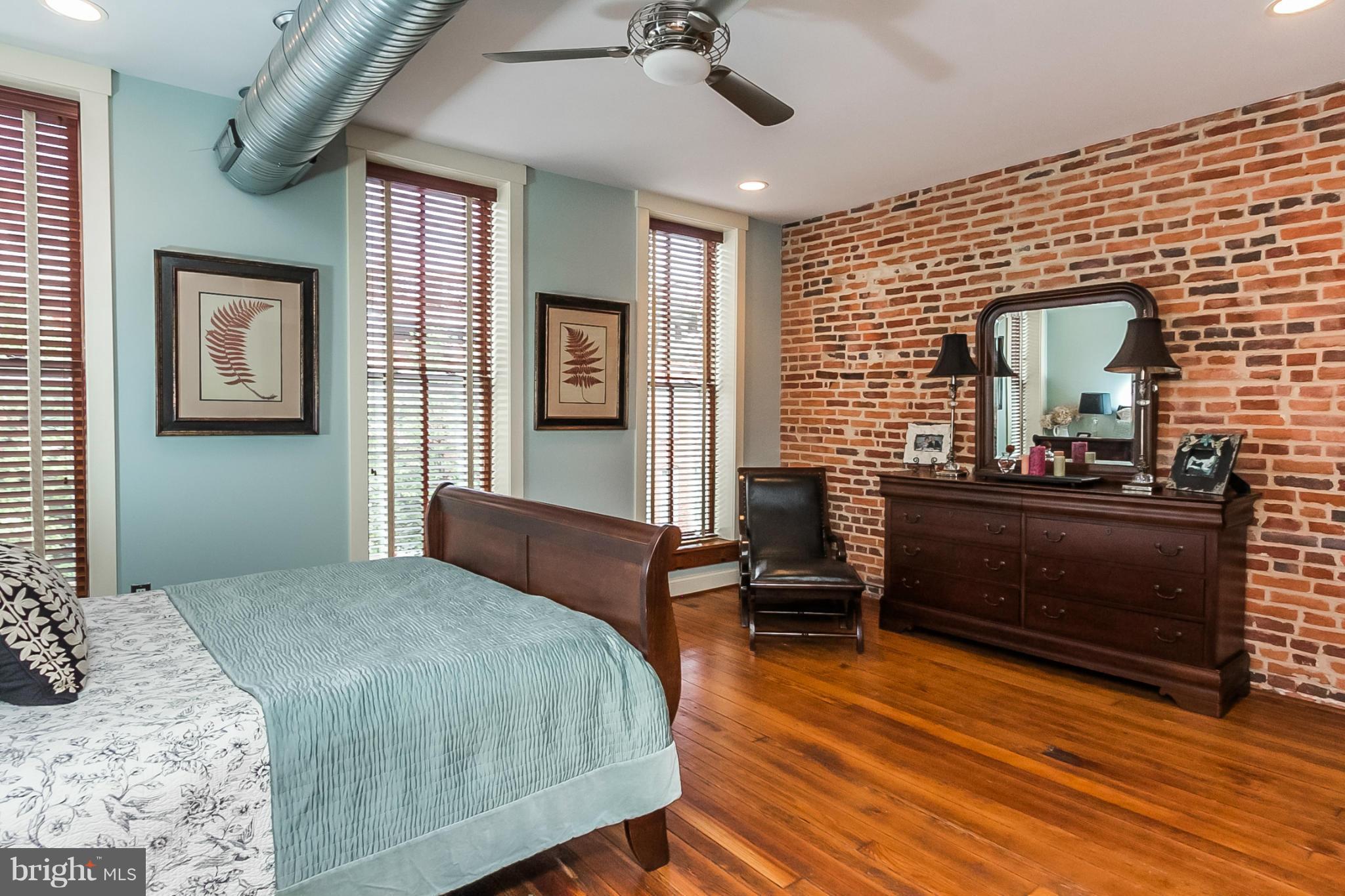 1269 Riverside Avenue Baltimore, MD 21230 - Photo 22 of 30 Bedroom (Master)