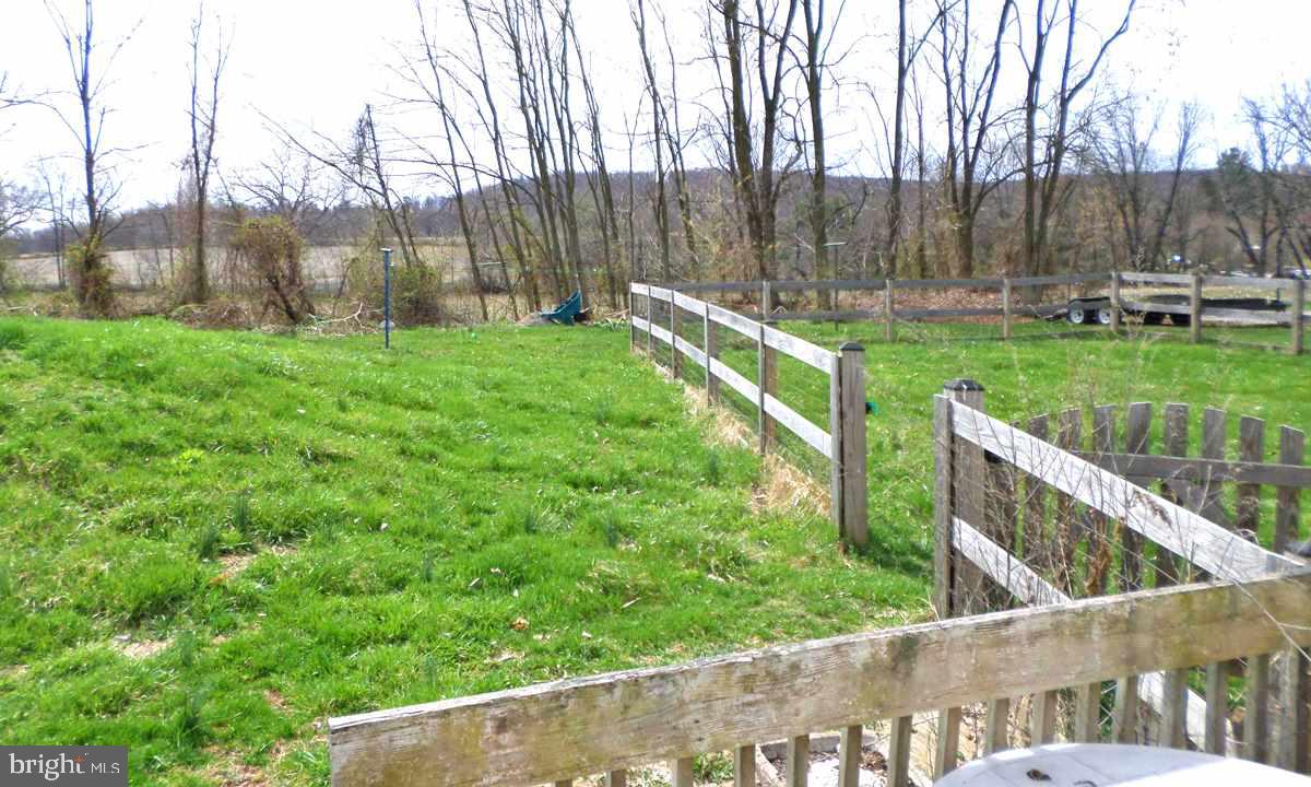 480 Sutton Road Abbottstown, PA 17301 - Photo 4 of 7 Gallery Image 4