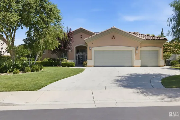$425,000 | Undisclosed Address, Bakersfield, CA 93306