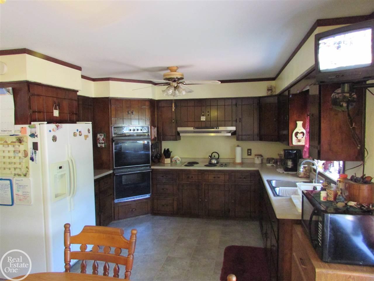 7205 Rynn Road North Street, MI 48049 - Photo 7 of 17