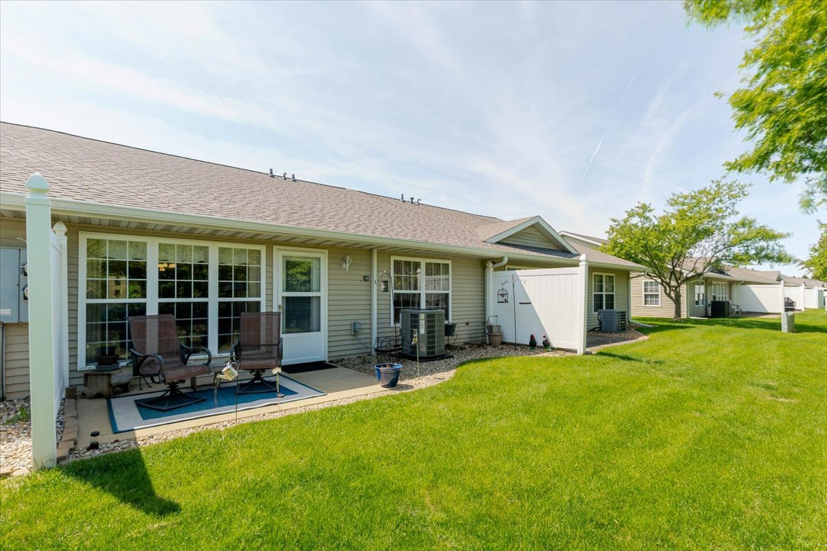 4754 Arbor Court, Unit 4754 Decatur, IL 62526 - Photo 20 of 24