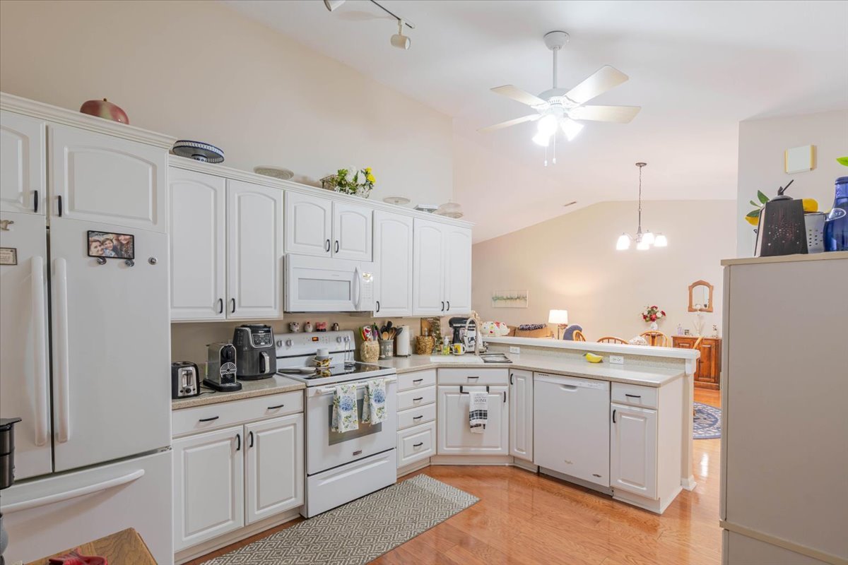 4754 Arbor Court, Unit 4754 Decatur, IL 62526 - Photo 9 of 24