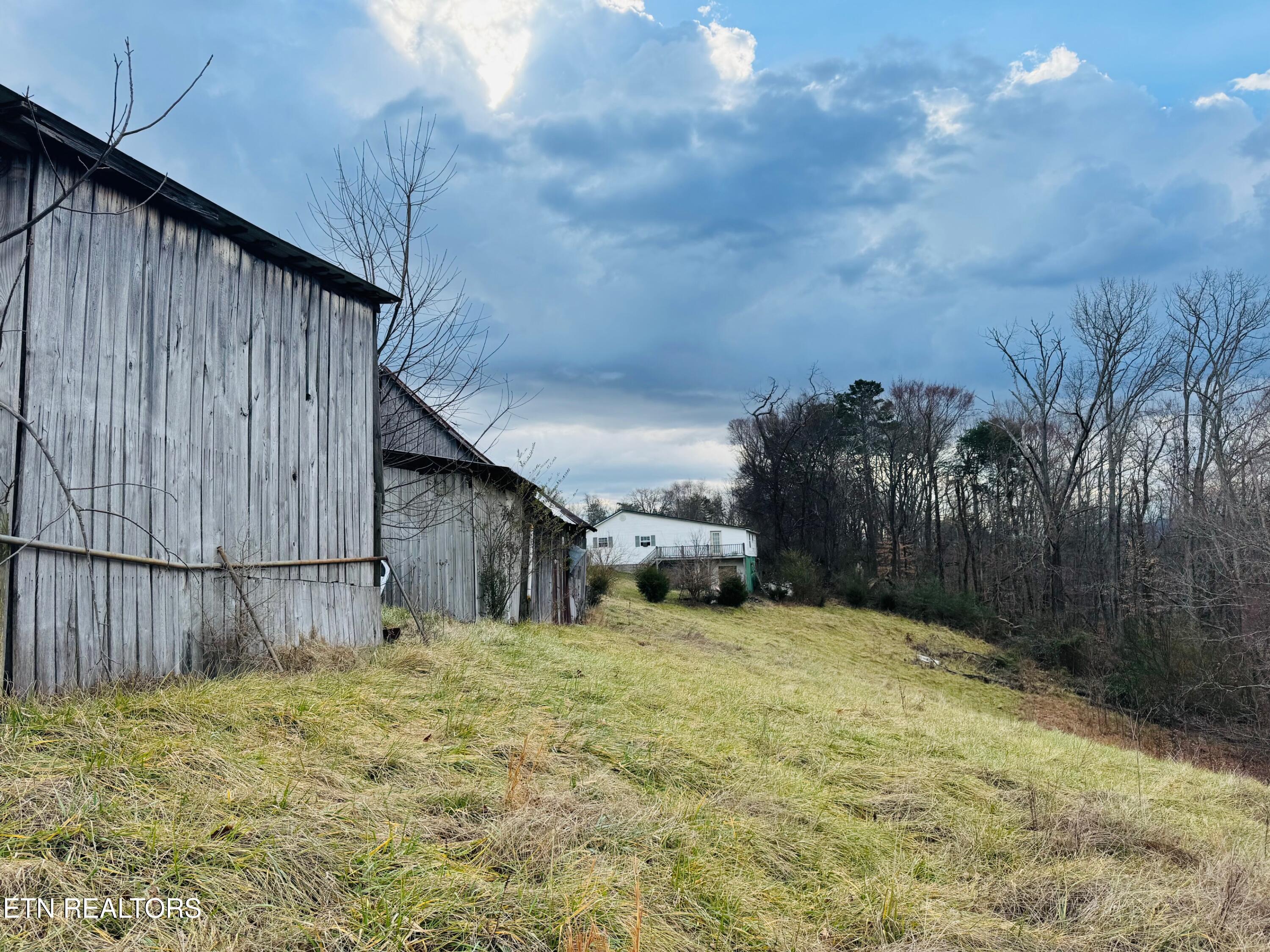 1221 Brady Road Newport, TN 37821 - Photo 15 of 34 IMG_3338