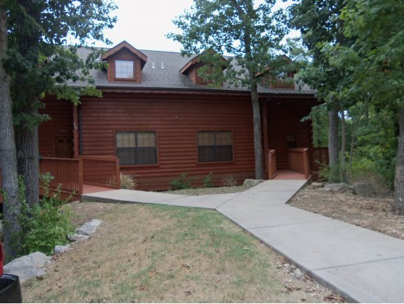 267 Oakridge Road, Unit 2 Branson, MO 65616 - Photo 1 of 1 Primary Photo