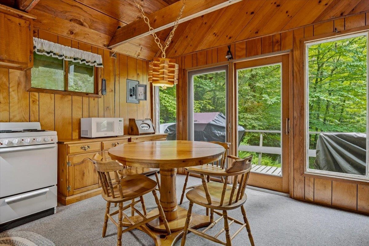 110 Spring Hill Lane Starksboro, VT 05487 - Photo 17 of 29