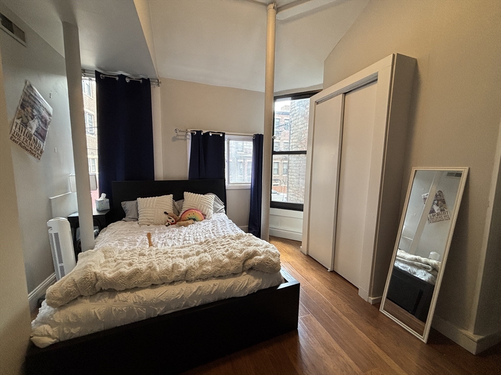 468 Commonwealth Avenue, Unit 2 Boston, MA 02215 - Photo 5 of 7