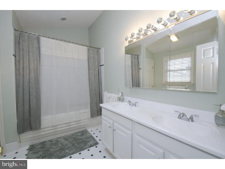 2309 Poplar Road Havertown, PA 19083 - Photo 17 of 25 Master Bathroom