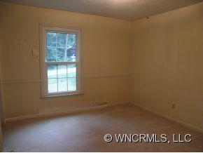 198 Foxhall Road Mills River, NC 28759 - Photo 14 of 17 Gallery Image 14