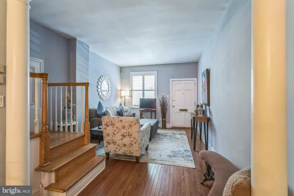 $959,000 | 610 Pine Street, Philadelphia, PA 19106