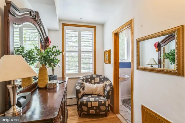 $959,000 | 610 Pine Street, Philadelphia, PA 19106