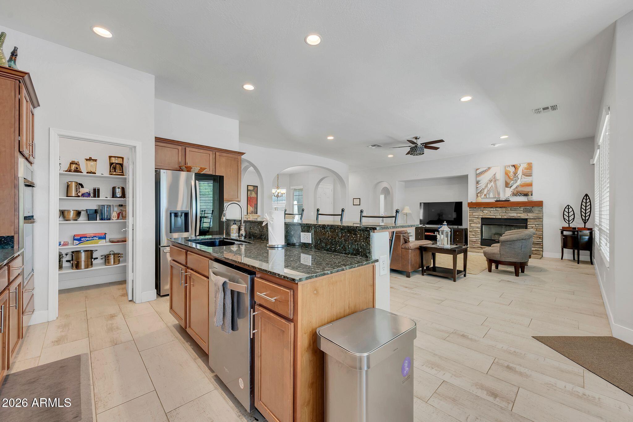 2414 West Mineral Road Phoenix, AZ 85041 - Photo 12 of 39