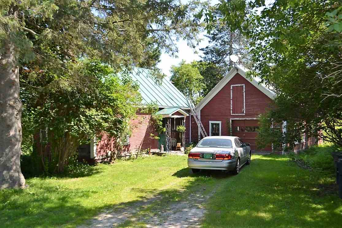 131 East Hill Road Plainfield, VT 05667 - Photo 1 of 21 Gallery Image 1