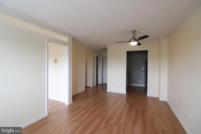 $1,575 | 1225 Martha Custis Drive, Unit 1403, Alexandria, VA 22302