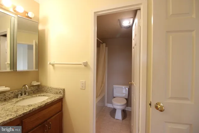 $1,575 | 1225 Martha Custis Drive, Unit 1403, Alexandria, VA 22302