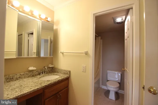 $1,575 | 1225 Martha Custis Drive, Unit 1403, Alexandria, VA 22302