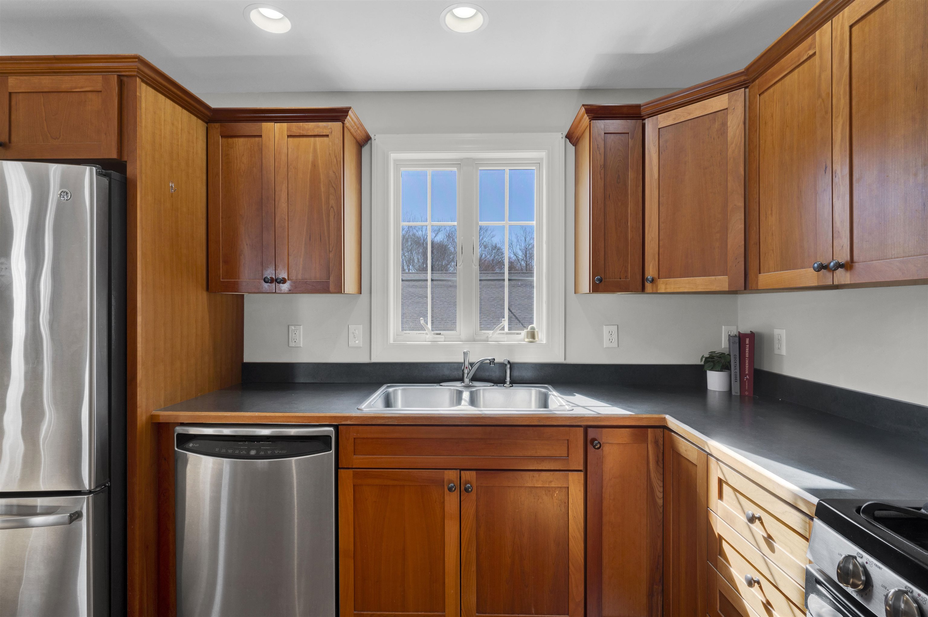20 Gagne Street Rochester, NH 03867 - Photo 12 of 29 Gallery Image 12