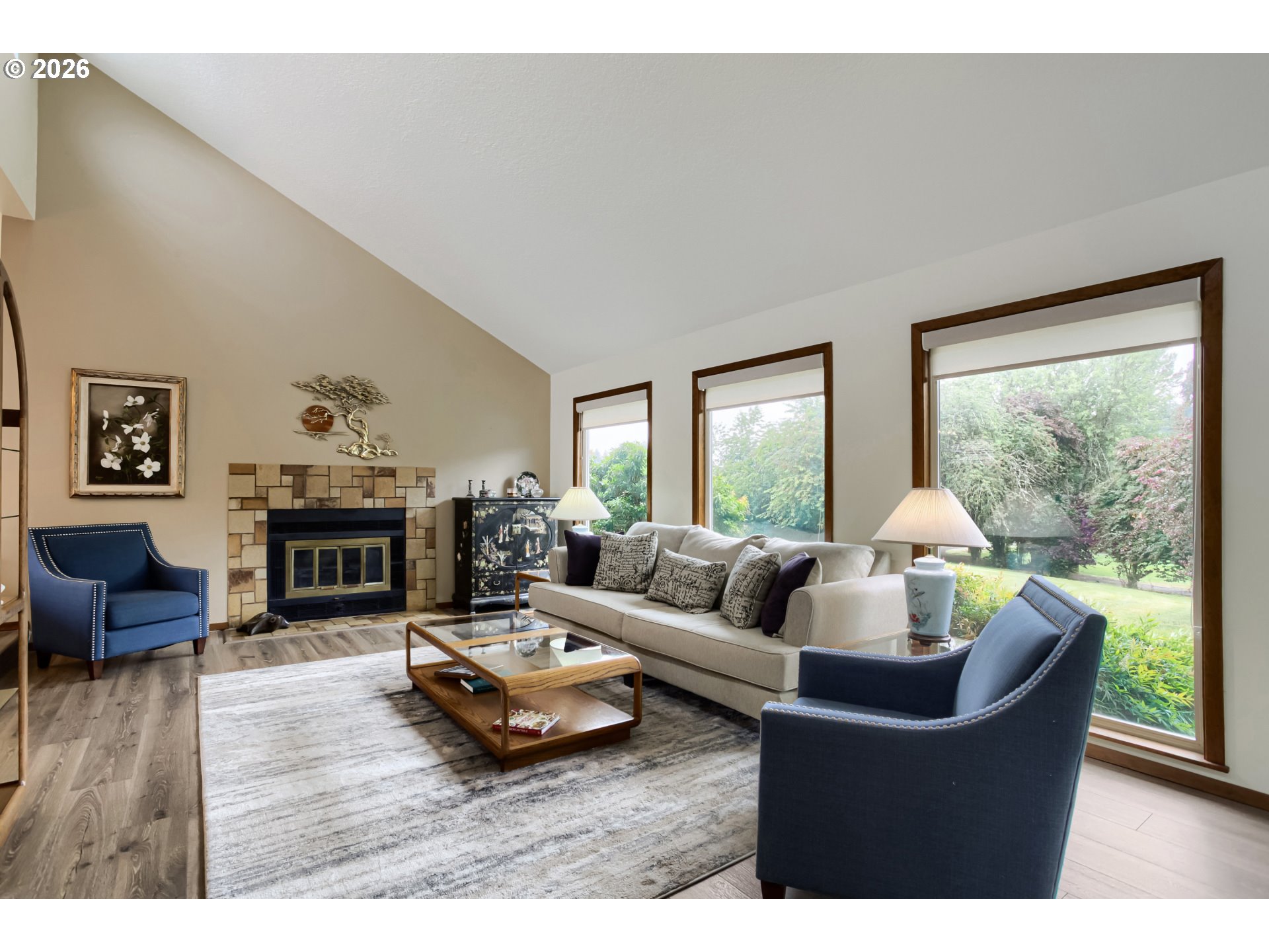 34790 Southwest South Ranch Road Newberg, OR 97132 - Photo 3 of 31 Living Room