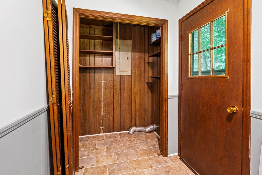 208 Sylvan Road Greenwood, SC 29649 - Photo 7 of 17 Gallery Image 7