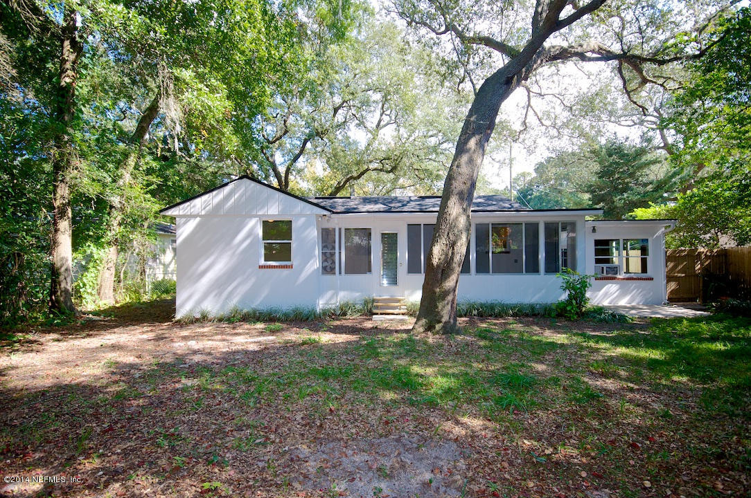 5614 Stetson Road Jacksonville, FL 32207 - Photo 18 of 20 a view of a house with a yard