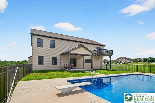 $1,200,000 | 130 Longenbach Avenue, Nazareth, PA 18064