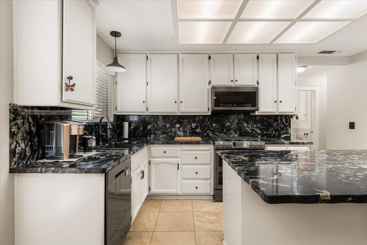 1045 Fox Run Court Auburn, CA 95603 - Photo 12 of 26