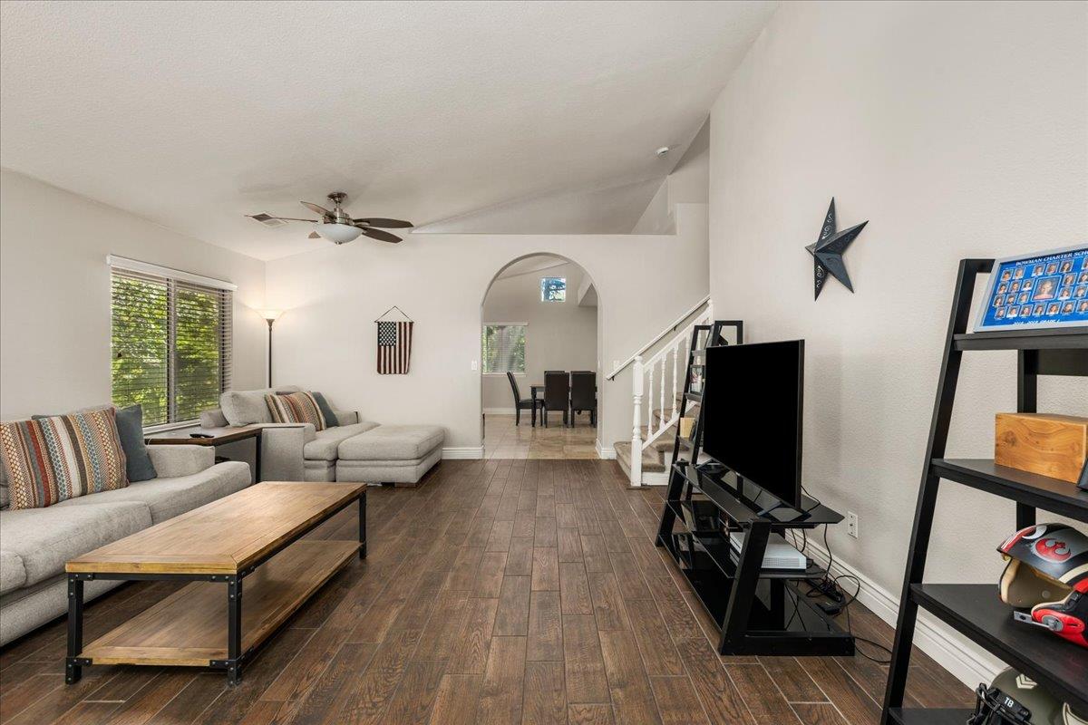 1045 Fox Run Court Auburn, CA 95603 - Photo 4 of 26