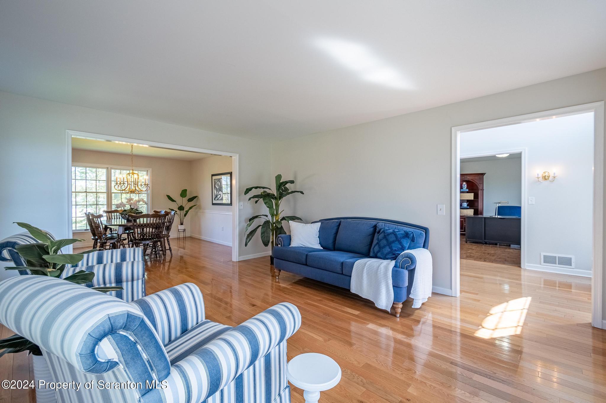 603 Hampton Road Clarks Summit, PA 18411 - Photo 5 of 46 Gallery Image 5