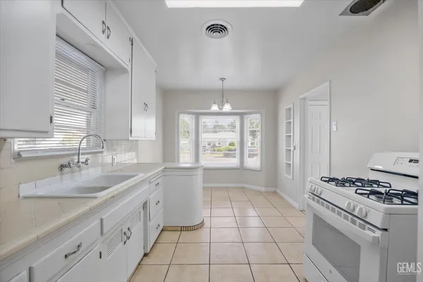 $239,995 | Undisclosed Address, Bakersfield, CA 93308