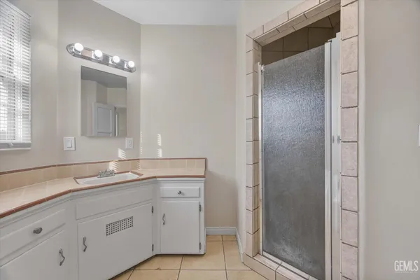 $239,995 | Undisclosed Address, Bakersfield, CA 93308