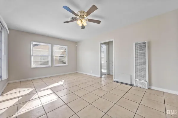 $239,995 | Undisclosed Address, Bakersfield, CA 93308