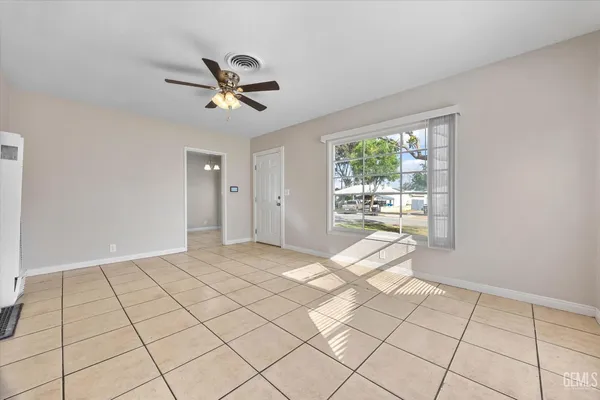 $239,995 | Undisclosed Address, Bakersfield, CA 93308