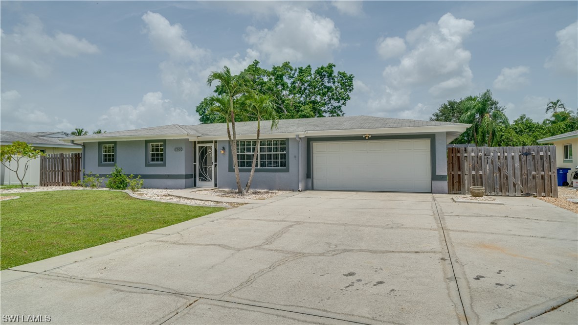 1609 North Mayfair Road Fort Myers, FL 33919 - Photo 28 of 35 Gallery Image 28