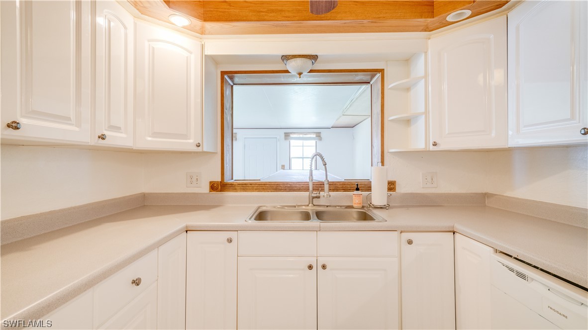 1609 North Mayfair Road Fort Myers, FL 33919 - Photo 6 of 35 Gallery Image 6