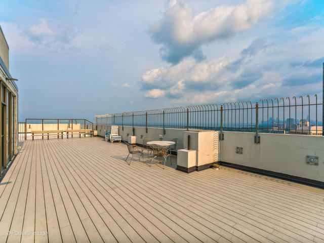 5455 North Sheridan Road, Unit 3108 Chicago, IL 60640 - Photo 18 of 20