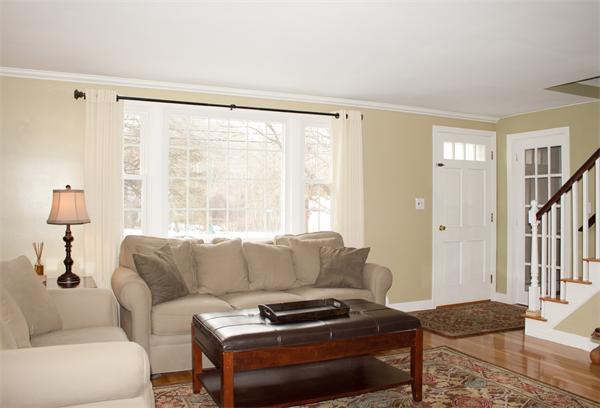 5 Stagecoach Road Medfield, MA 02052 - Photo 3 of 21 Gallery Image 3
