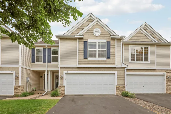 $325,000 | 2186 Woodcrest Drive, Woodbury, MN 55129