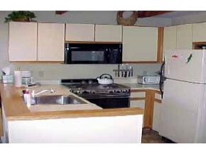 8 High Ridge Road, Unit 8 Killington, VT 05751 - Photo 4 of 7 Gallery Image 4