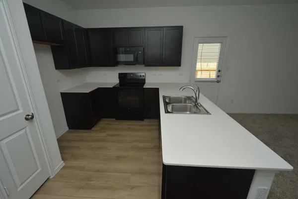 $1,750 | 404 Bass Drive, Bastrop, TX 78602