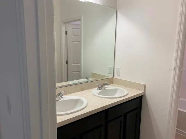 $2,195 | Undisclosed Address, Groveland, FL 34736