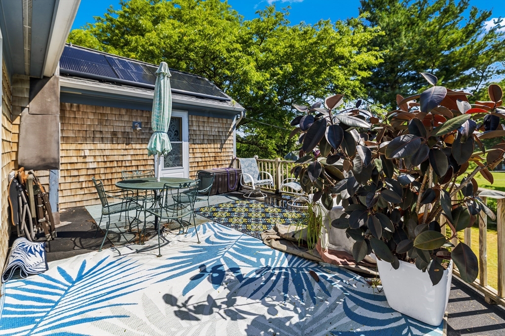 476 Sconticut Neck Road Fairhaven, MA 02719 - Photo 27 of 42 Gallery Image 27
