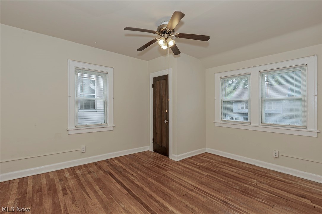 15806 Hazel Road Cleveland, OH 44112 - Photo 3 of 35