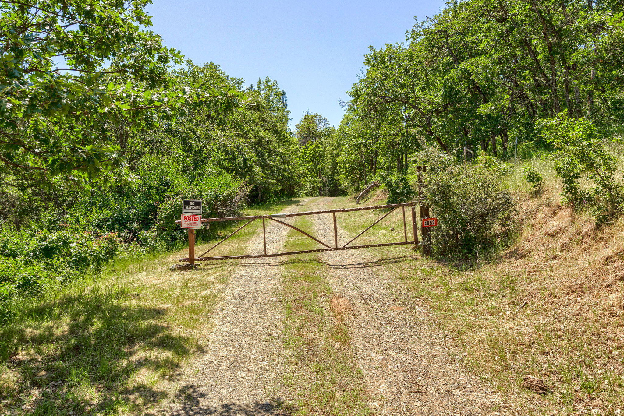 4852 Dark Hollow Road Medford, OR 97501 - Photo 3 of 27 DH (17)